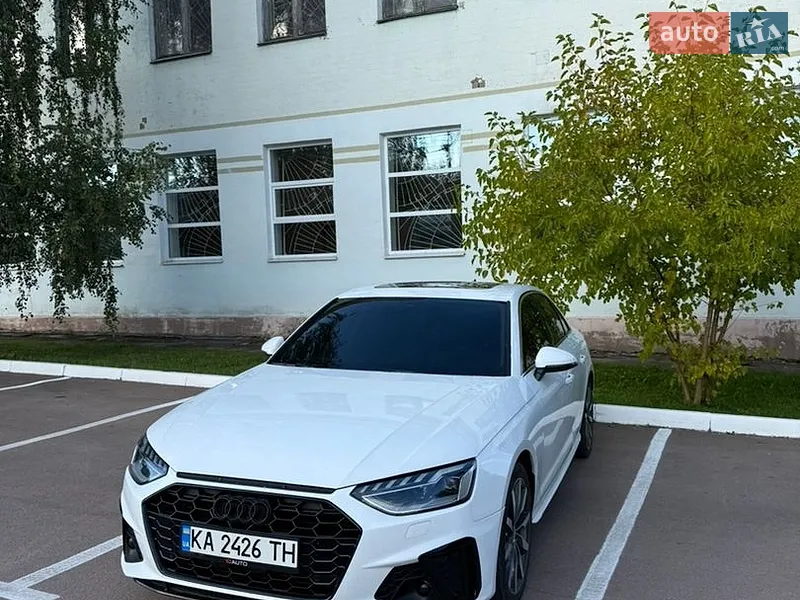 Audi A4 2023