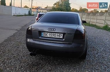 Седан Audi A4 2001 в Ровно