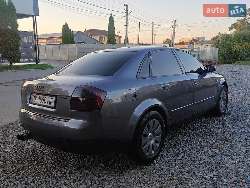 Седан Audi A4 2001 в Ровно