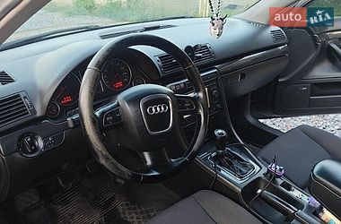Седан Audi A4 2001 в Ровно