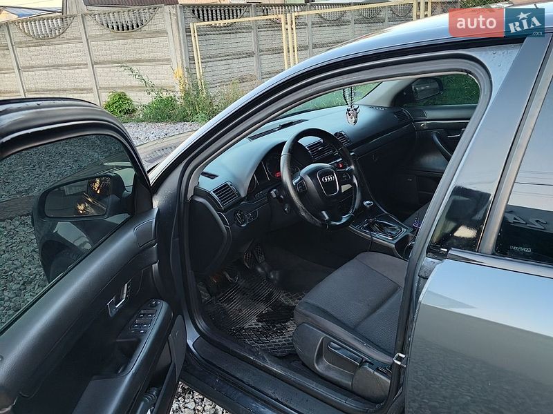 Седан Audi A4 2001 в Ровно