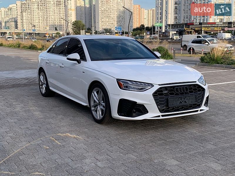 Седан Audi A4 2023 в Киеве
