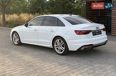 Седан Audi A4 2023 в Киеве