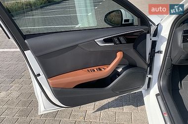 Седан Audi A4 2023 в Киеве