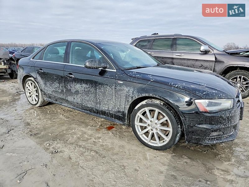 Седан Audi A4 2015 в Львове