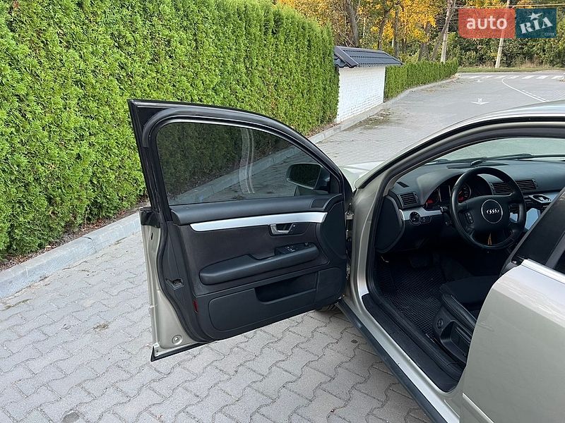Седан Audi A4 2004 в Виннице