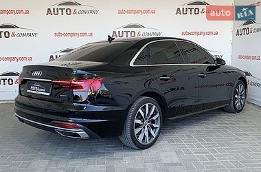 Седан Audi A4 2020 в Львові