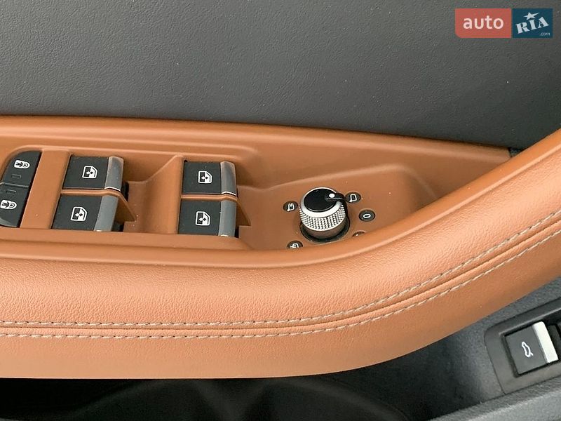 Седан Audi A4 2020 в Львові