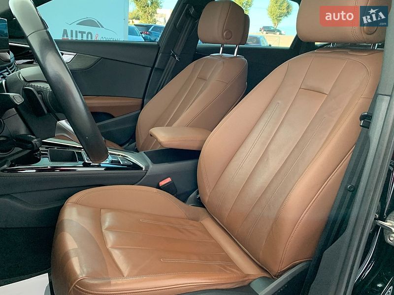 Седан Audi A4 2020 в Львові