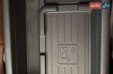 Седан Audi A4 2020 в Львові