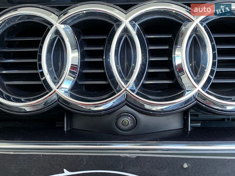 Седан Audi A4 2020 в Львові