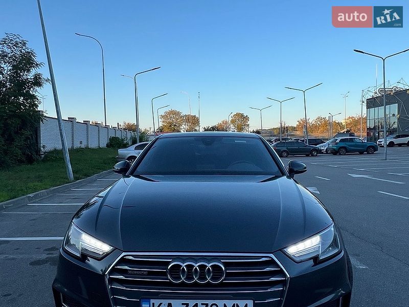 Седан Audi A4 2018 в Киеве