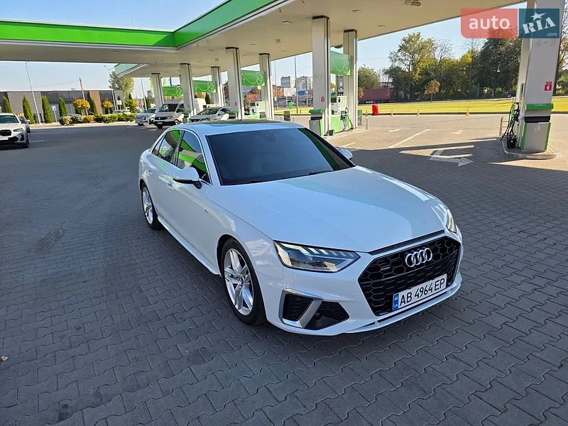 Audi A4 2021