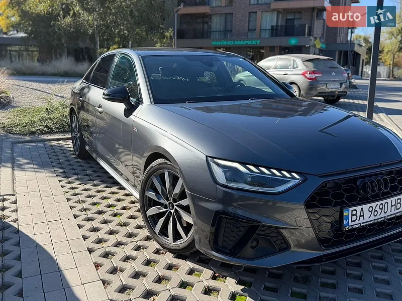 Audi A4