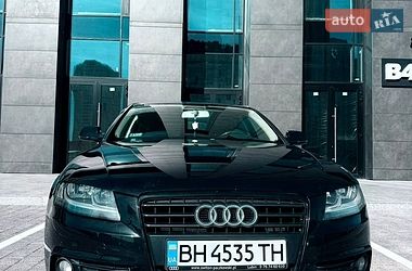 Седан Audi A4 2011 в Киеве