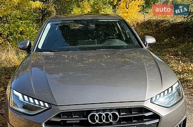 Audi A4  2022