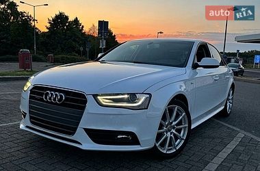 Седан Audi A4 2015 в Тернополе