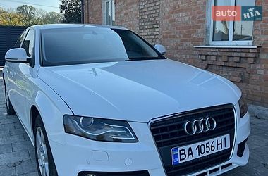 Седан Audi A4 2009 в Новомиргороді