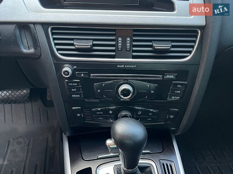 Седан Audi A4 2009 в Новомиргороді