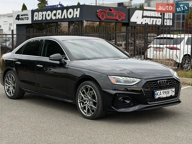 Audi A4