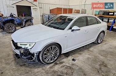 Audi A4  2019