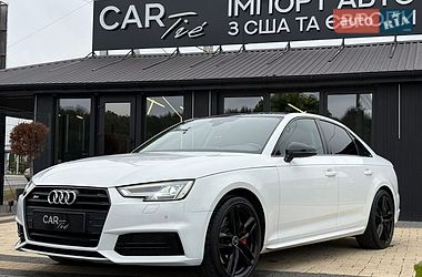 Audi A4  2016