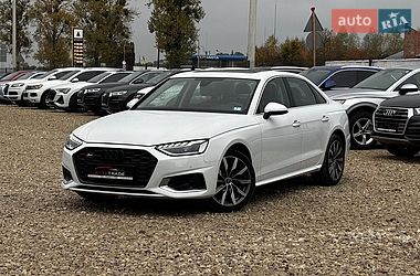 Audi A4  2021