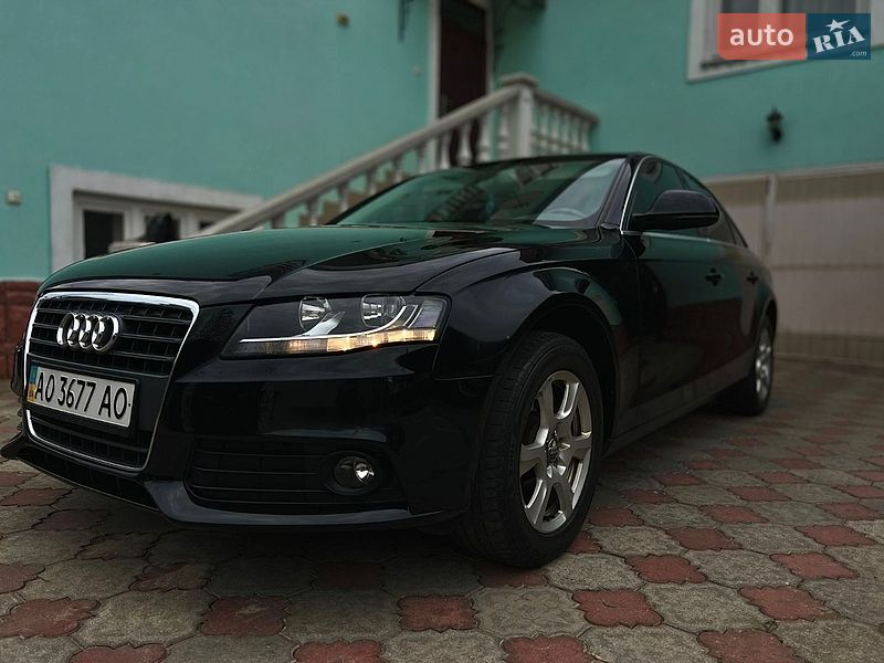 Седан Audi A4 2008 в Мукачево