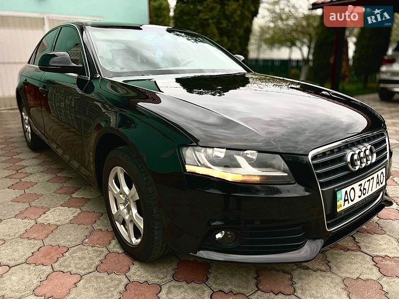 Седан Audi A4 2008 в Мукачево