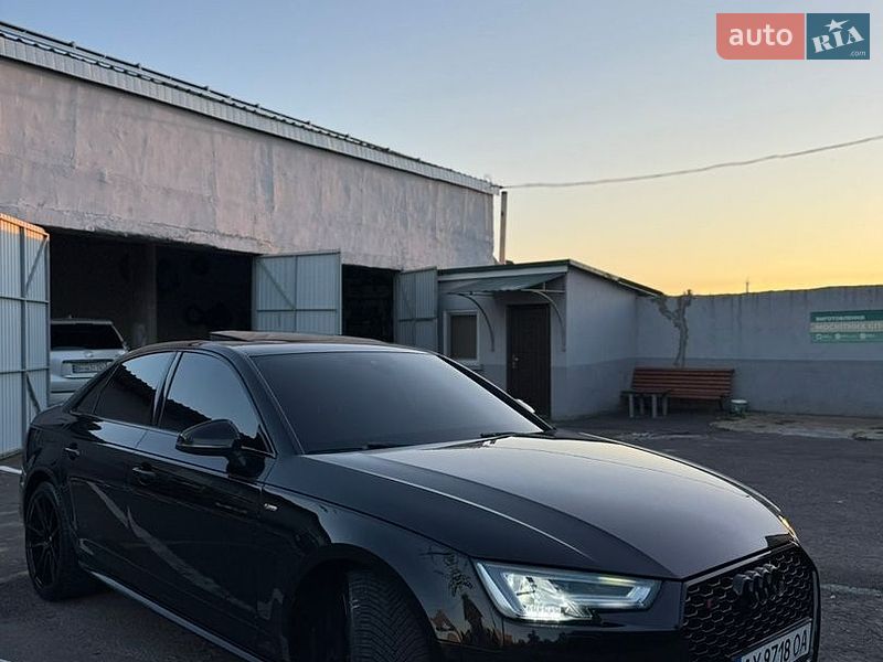 Седан Audi A4 2016 в Одессе