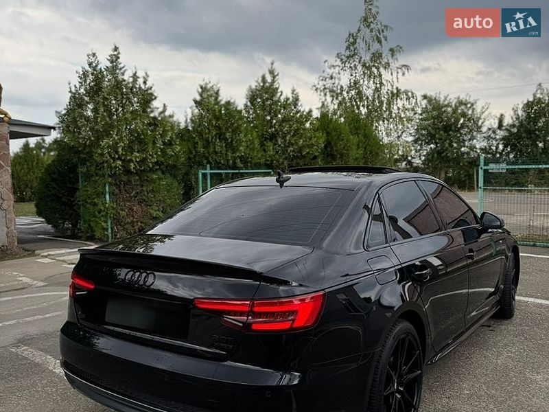 Седан Audi A4 2016 в Одессе
