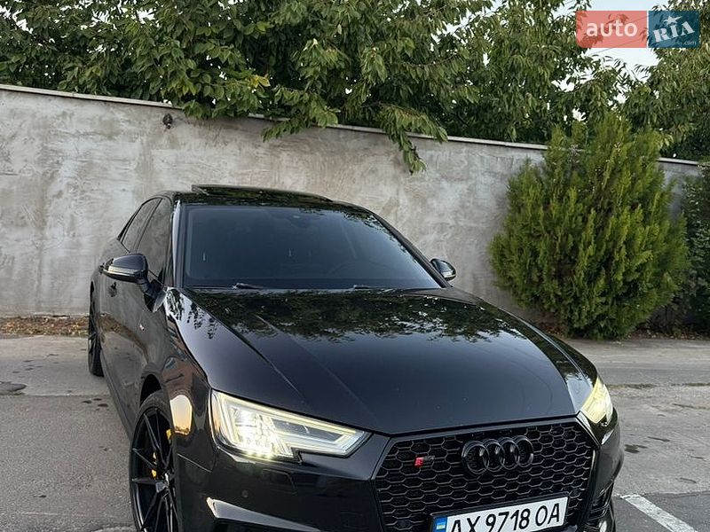 Седан Audi A4 2016 в Одессе