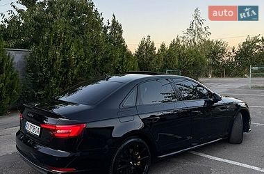 Седан Audi A4 2016 в Одессе