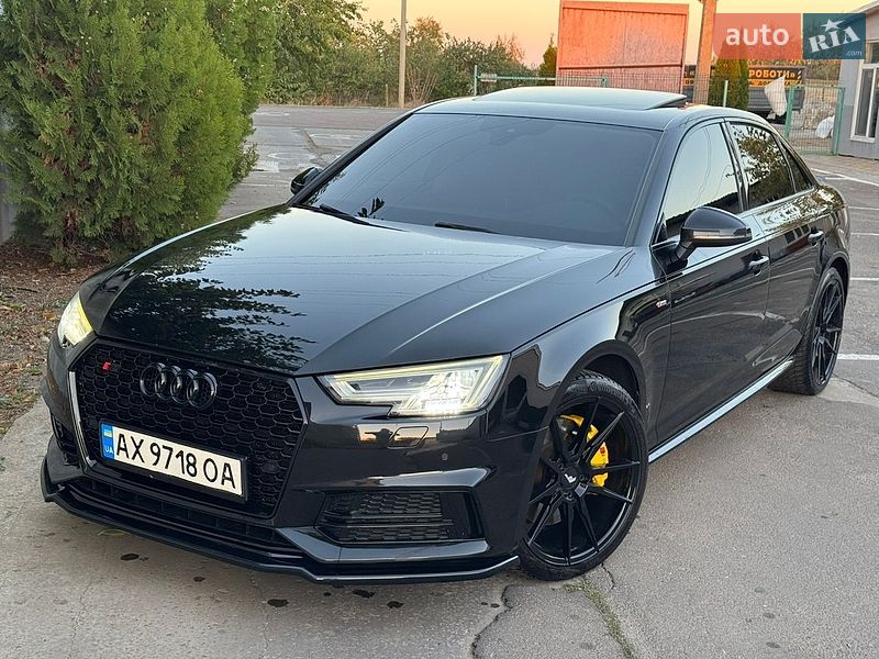 Седан Audi A4 2016 в Одессе