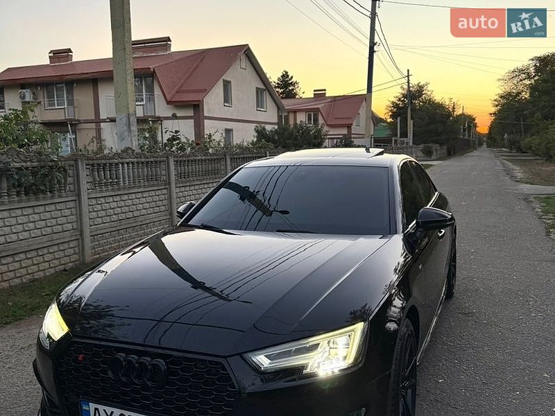 Седан Audi A4 2016 в Одессе