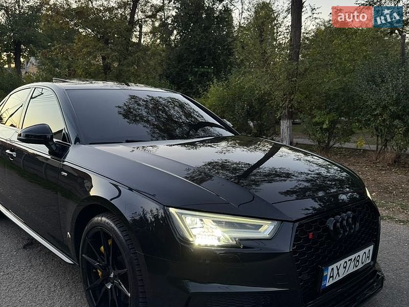 Седан Audi A4 2016 в Одессе