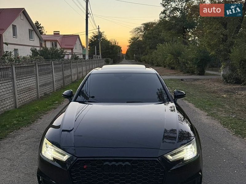Седан Audi A4 2016 в Одессе