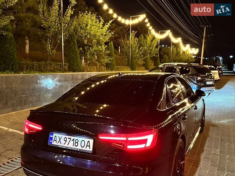 Седан Audi A4 2016 в Одессе