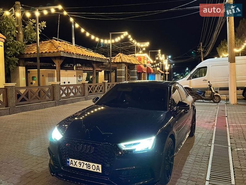 Седан Audi A4 2016 в Одессе