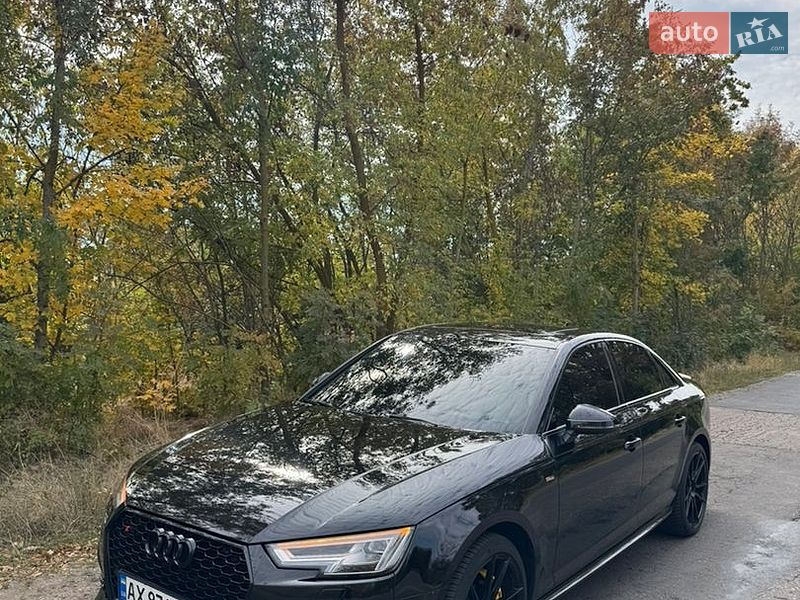 Седан Audi A4 2016 в Одессе