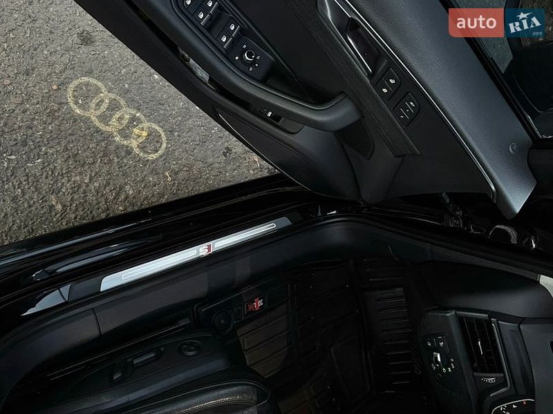 Седан Audi A4 2016 в Одессе