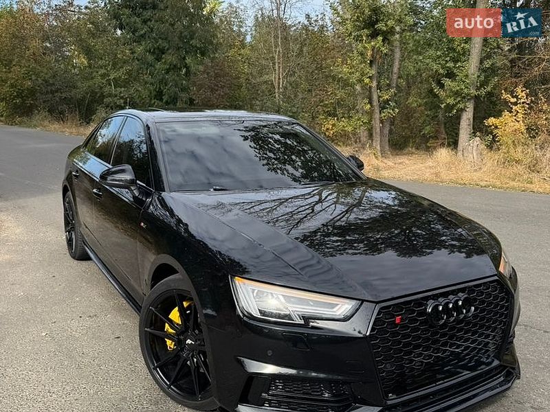 Седан Audi A4 2016 в Одессе