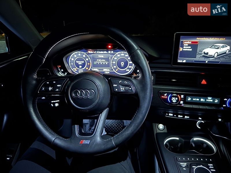 Седан Audi A4 2016 в Одессе