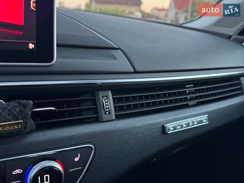 Седан Audi A4 2016 в Одессе