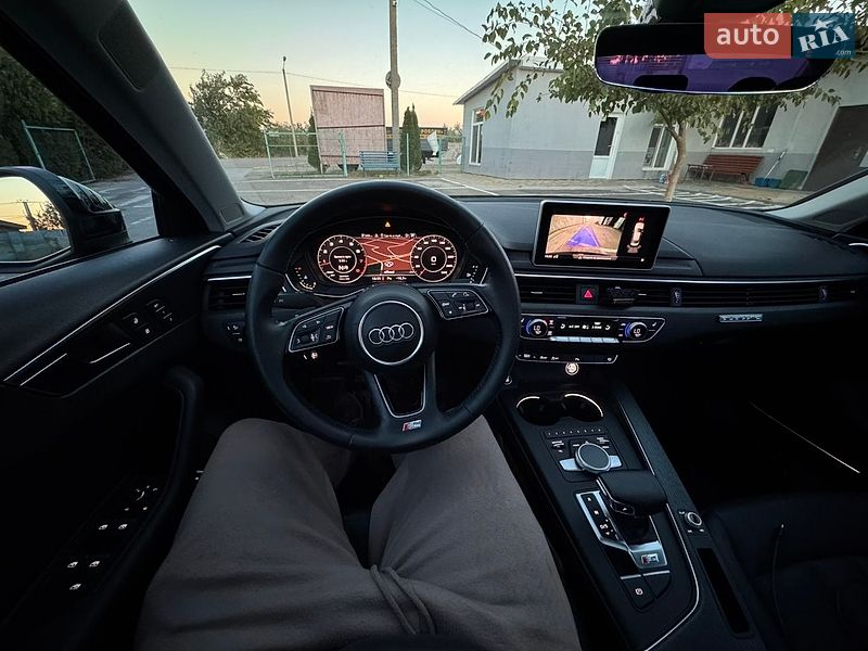 Седан Audi A4 2016 в Одессе