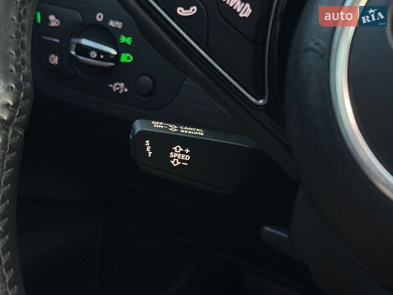 Седан Audi A4 2016 в Одессе