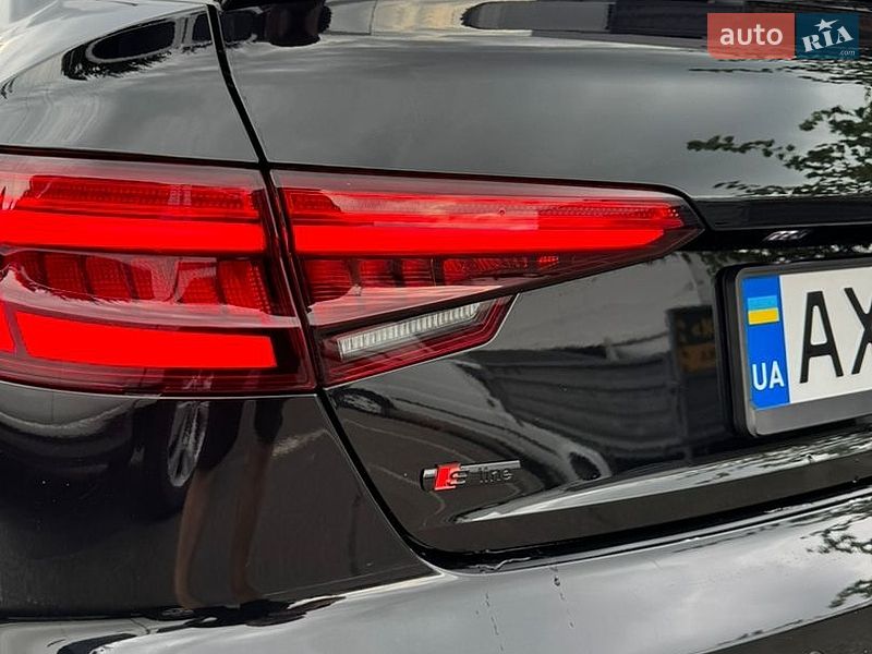 Седан Audi A4 2016 в Одессе
