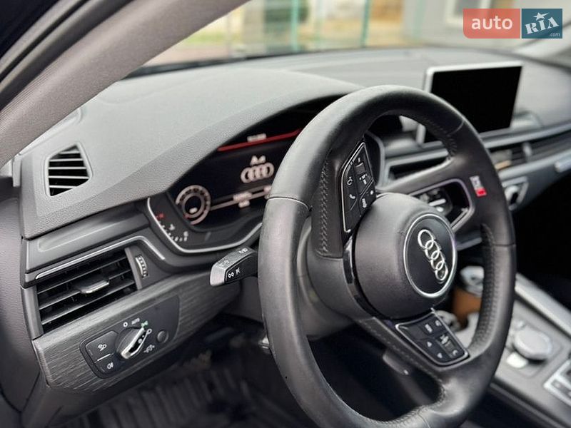Седан Audi A4 2016 в Одессе