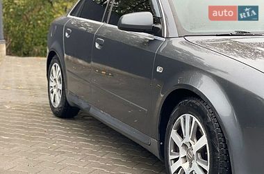 Седан Audi A4 2001 в Виньковцах