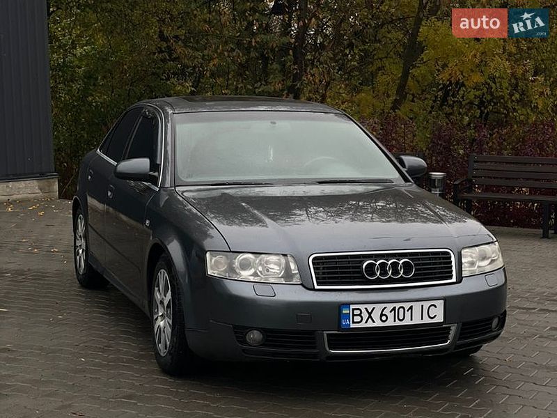 Седан Audi A4 2001 в Виньковцах
